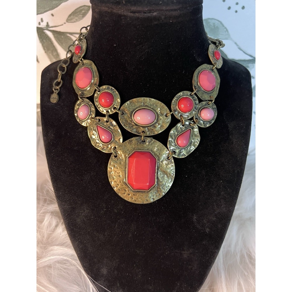 Ruby Rd. Vintage Pink Red Cabochon Bib Statement Necklace Boho-Chic Hammered - Picture 4 of 16